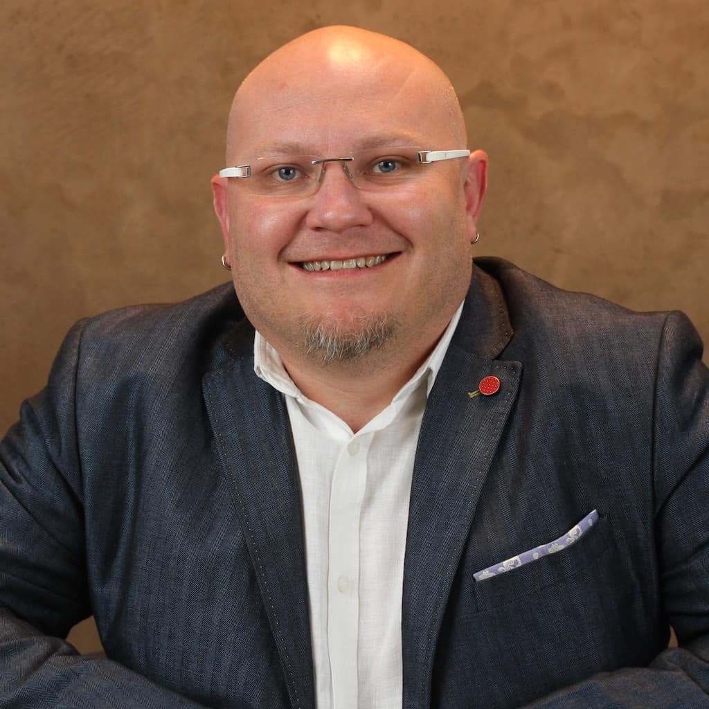 Portrait of Dr Pieter Marais, specialist surgeon
